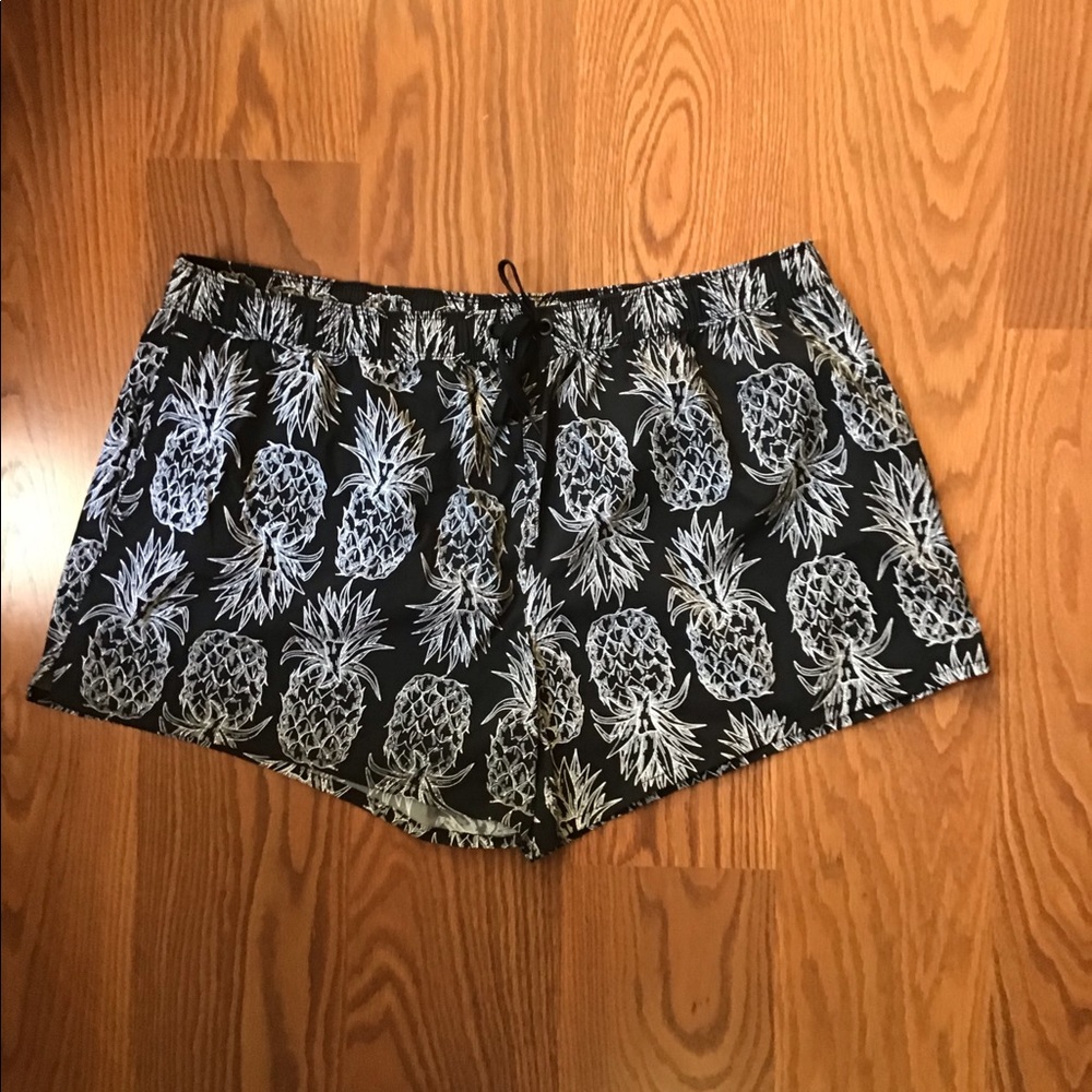 Lauren James Active Shorts Size XL